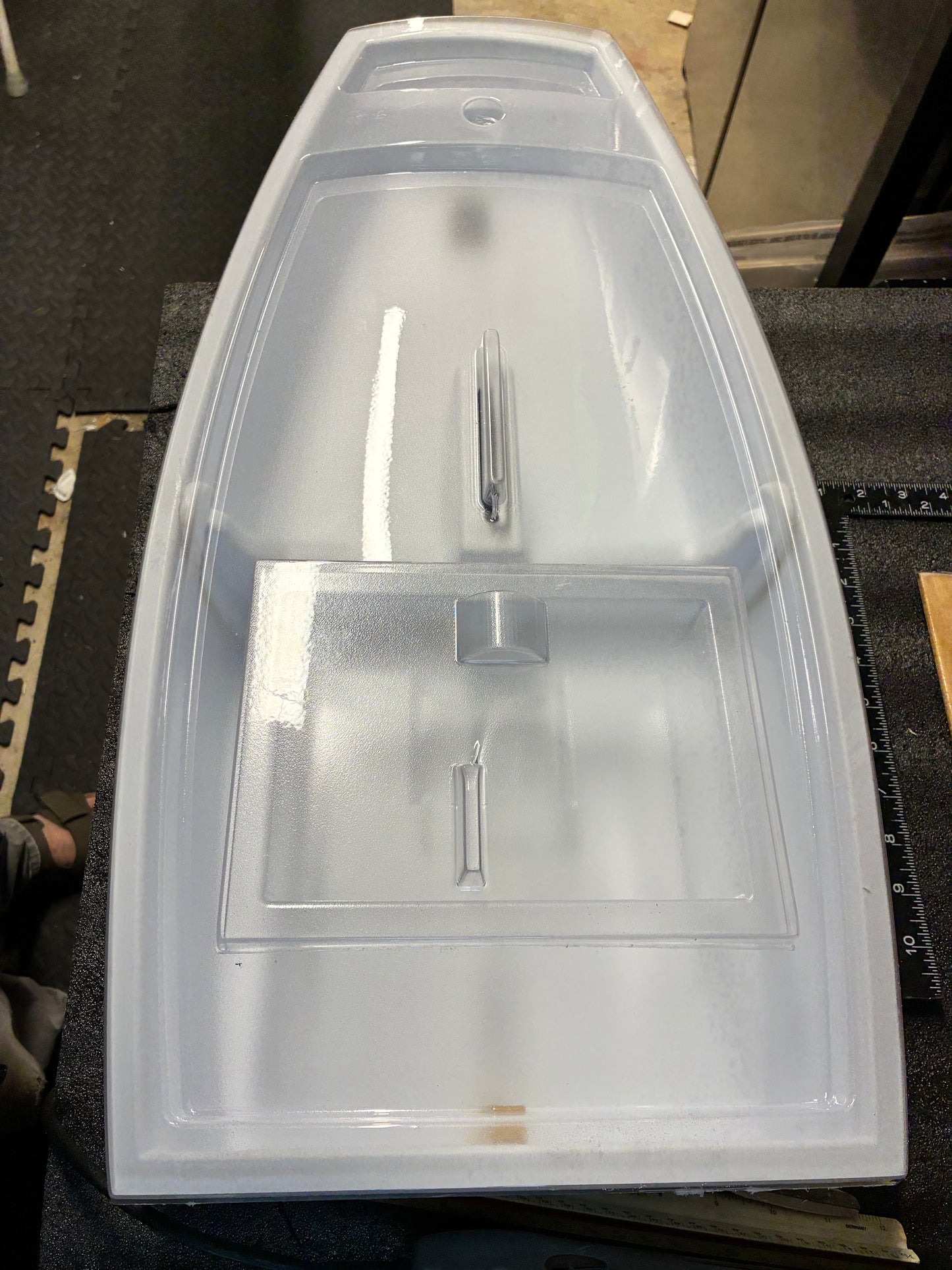 Level 1 Kit - Hull, Deck with servo cover, Thwart & Trunk, Mast Step, Rudder Post