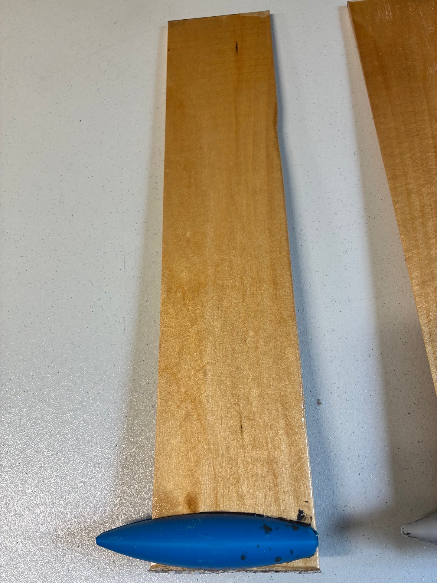 Light weight keel bulb